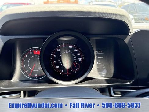 Certified 2023 Hyundai Elantra SEL FWD image 31