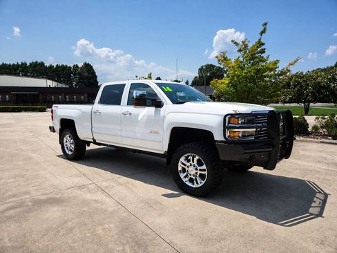 Used 2016 Chevrolet Silverado 2500 High Country w/ Duramax Plus Package AWD/4WD image 1