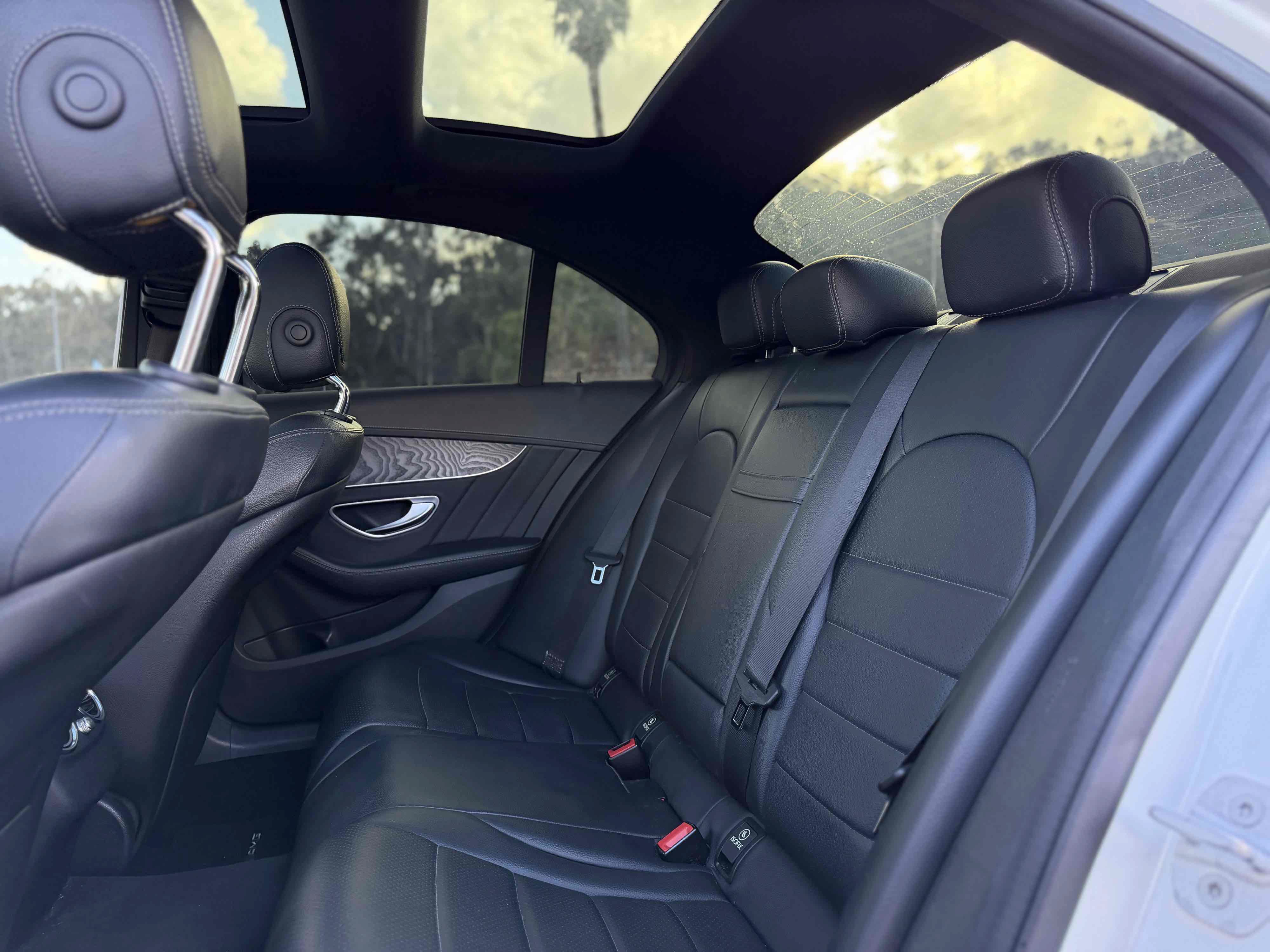 Used 2016 Mercedes-Benz C 300 Sedan image 11