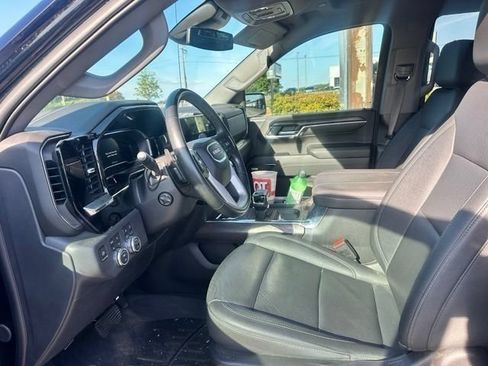 Used 2024 GMC Sierra 1500 SLT w/ SLT Premium Plus Package AWD/4WD image 34