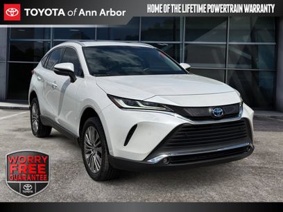 Used 2023 Toyota Venza XLE