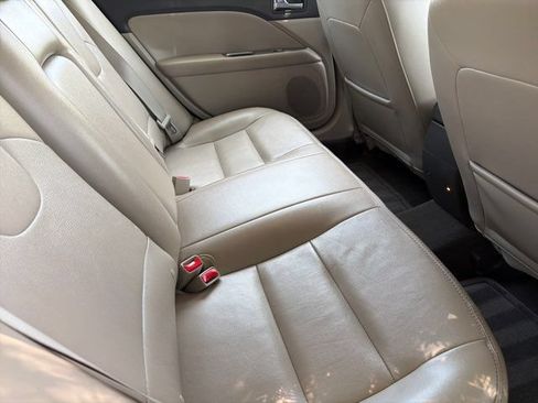 Used 2012 Ford Fusion SEL FWD image 7