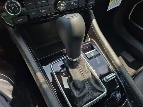 New 2025 Jeep Compass Latitude image 22