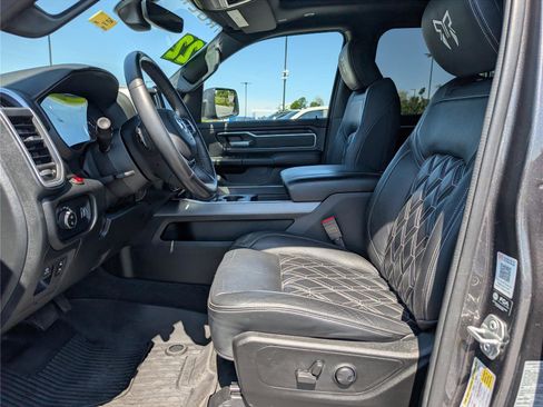 Used 2022 RAM 1500 Big Horn AWD/4WD image 18