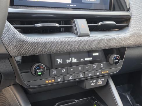 New 2026 Subaru Outback Limited w/ Premium/Limited Package 2 image 25