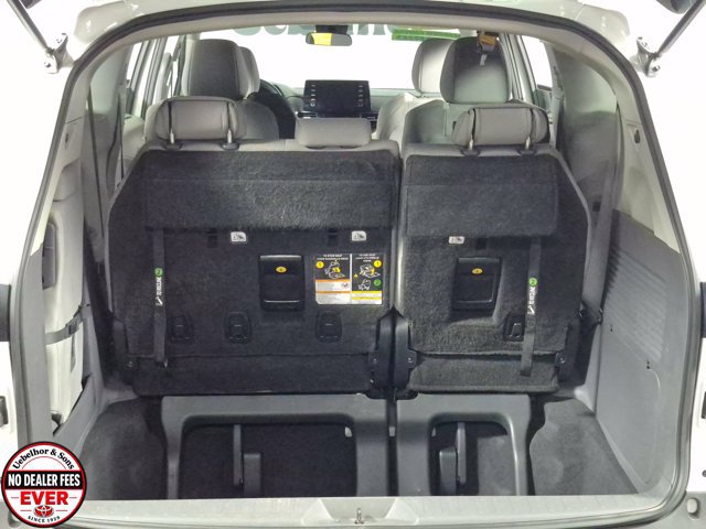 Certified 2023 Toyota Sienna LE FWD image 27