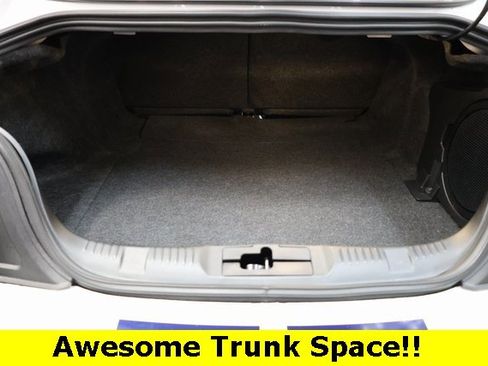 Used 2022 Ford Mustang Shelby GT500 w/ Technology Package image 42