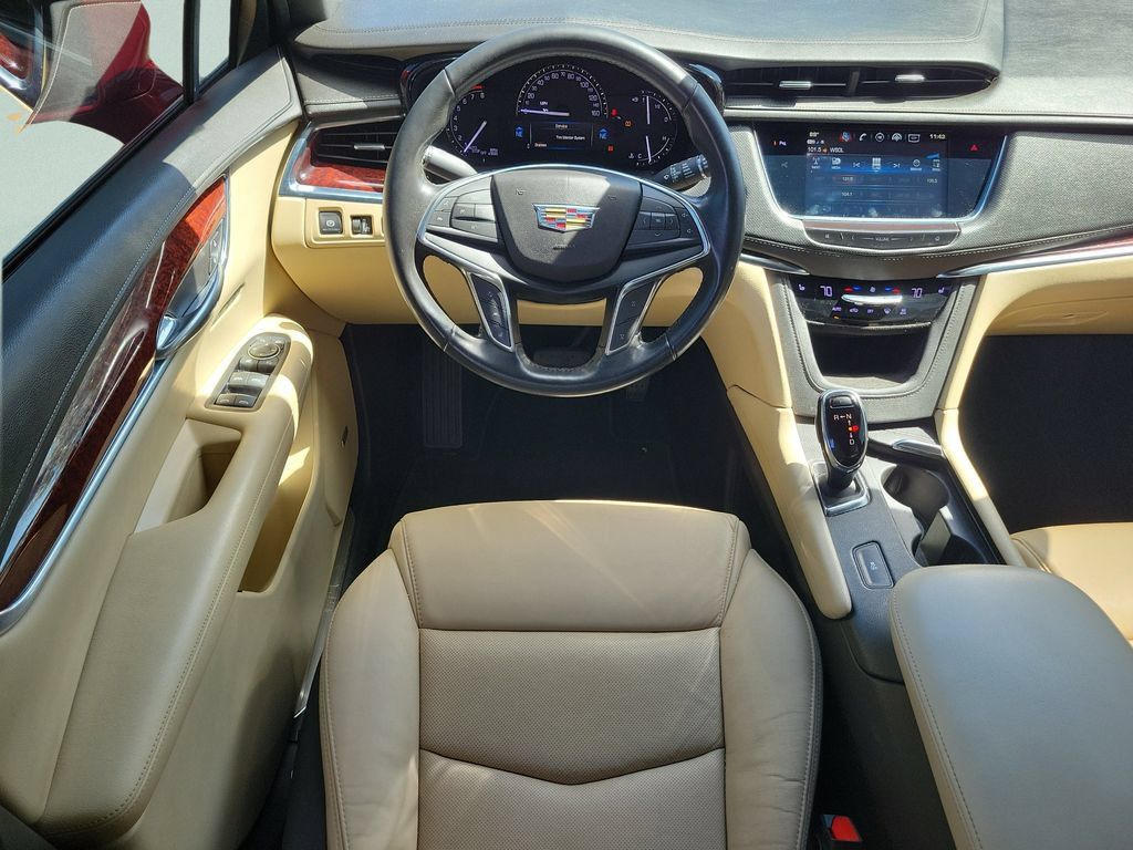 Used 2019 Cadillac XT5 Luxury FWD image 13
