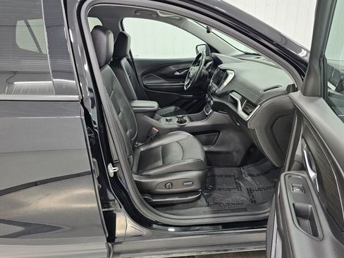 Used 2022 GMC Terrain SLT AWD/4WD image 17