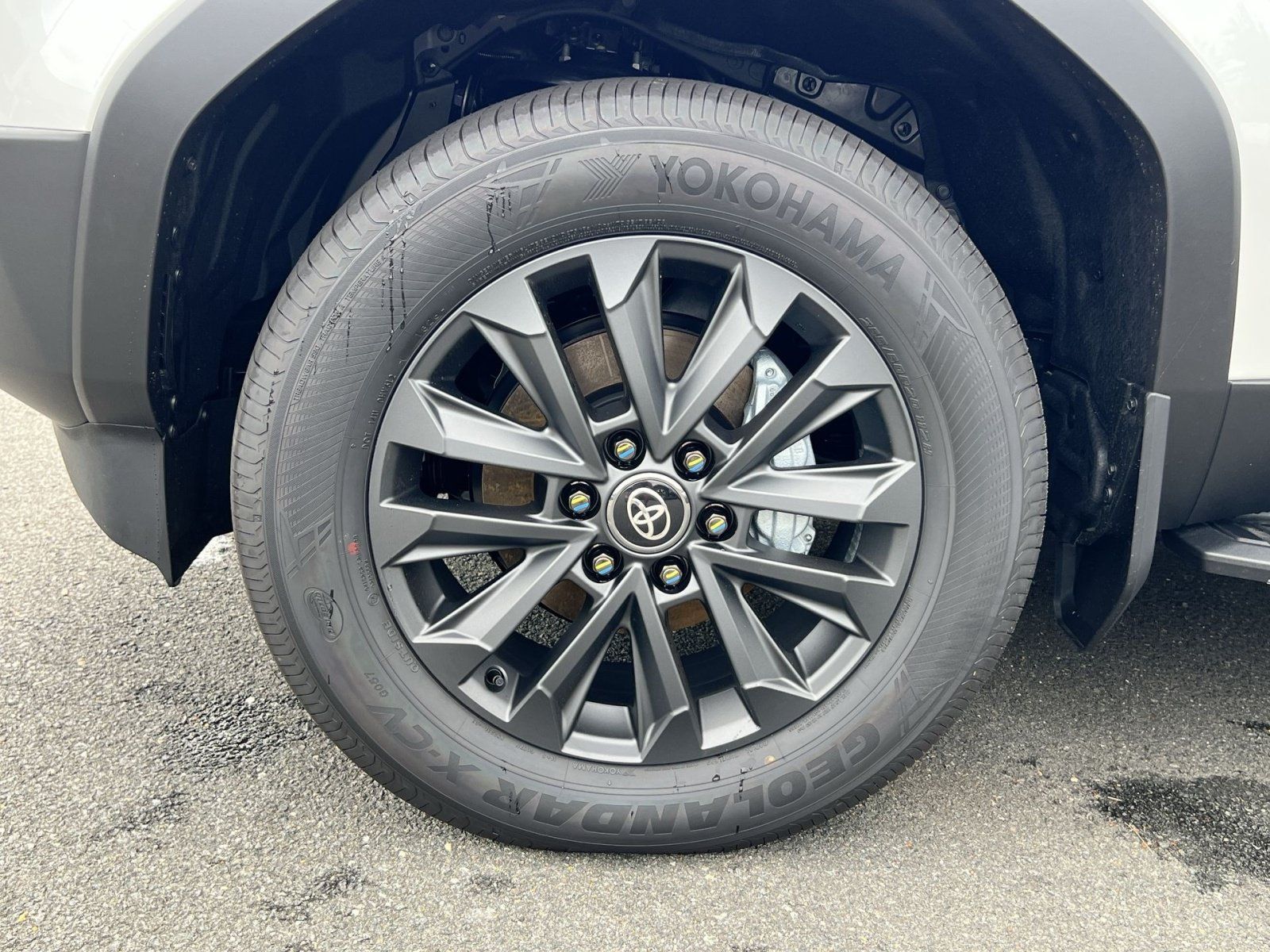 Used 2027 Toyota Land Cruiser AWD/4WD image 11