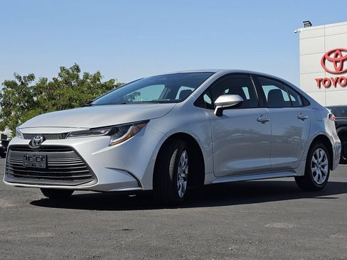 Used 2024 Toyota Corolla LE FWD image 18