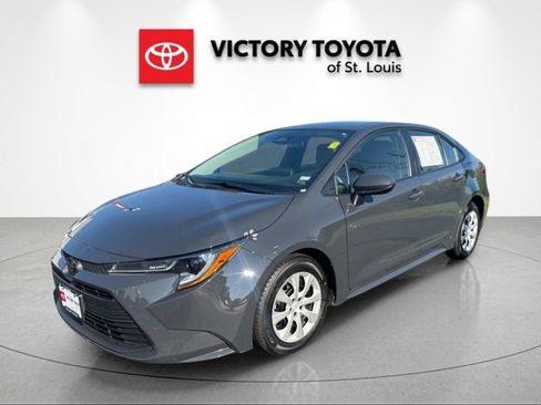Used 2025 Toyota Corolla LE FWD image 7