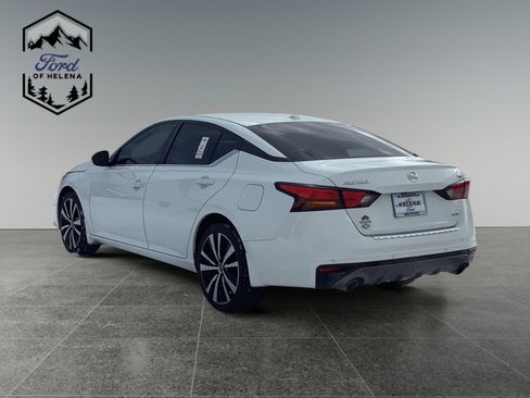 Used 2022 Nissan Altima 2.5 SR image 3