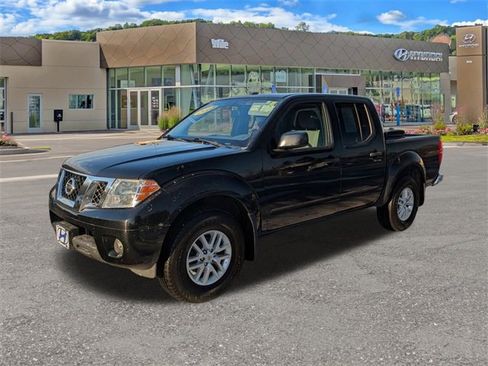 Used 2017 Nissan Frontier SV image 7