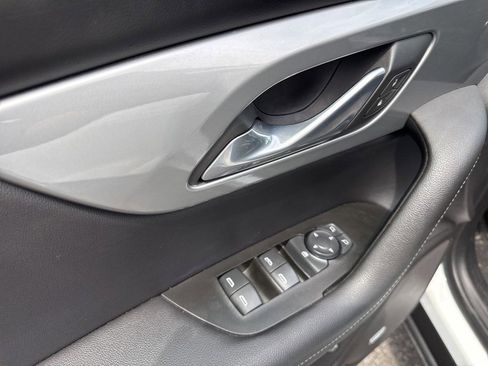 Used 2019 Chevrolet Blazer LT w/ Sun and Wheels Package image 17