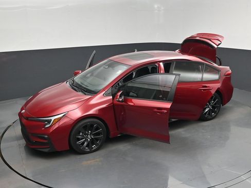 Used 2023 Toyota Corolla XSE FWD image 20
