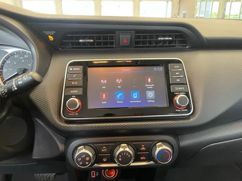 Used 2024 Nissan Kicks S image 15