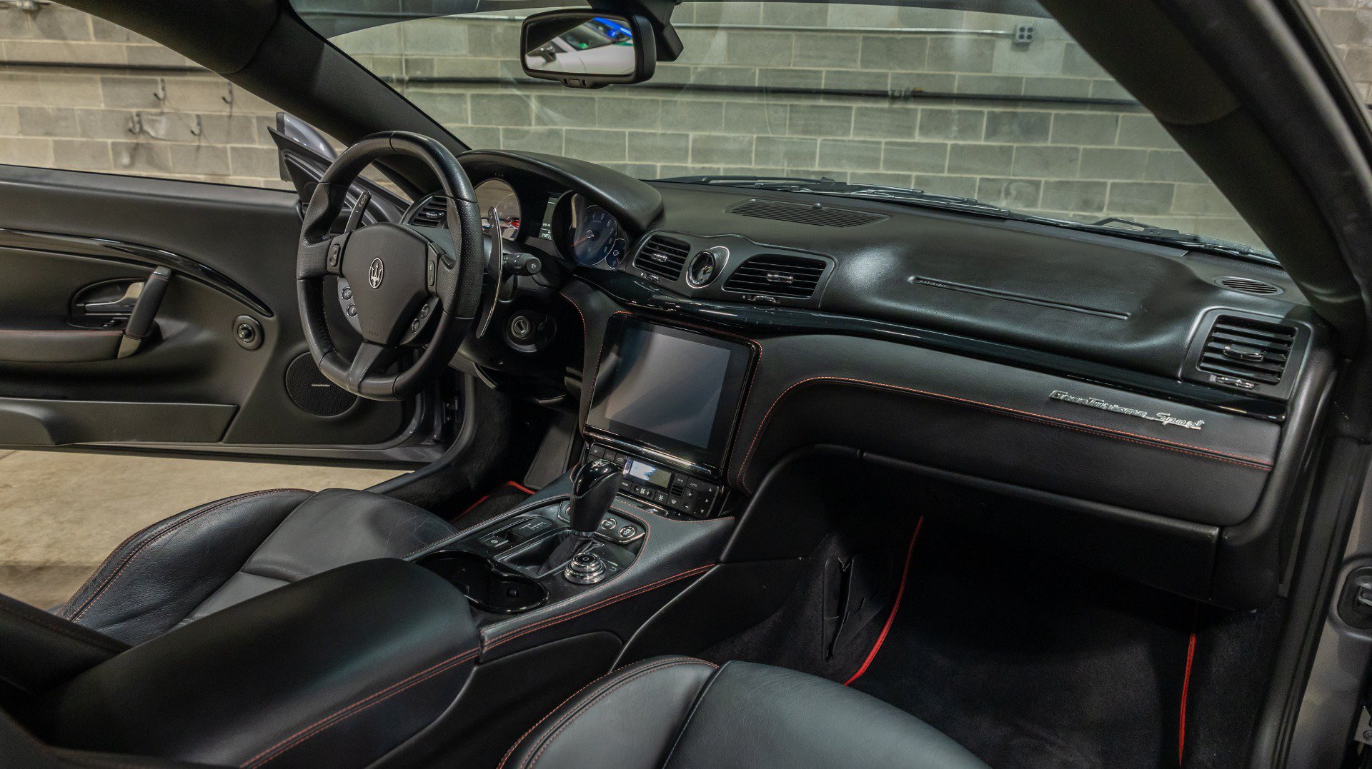 Used 2018 Maserati GranTurismo Sport RWD image 50
