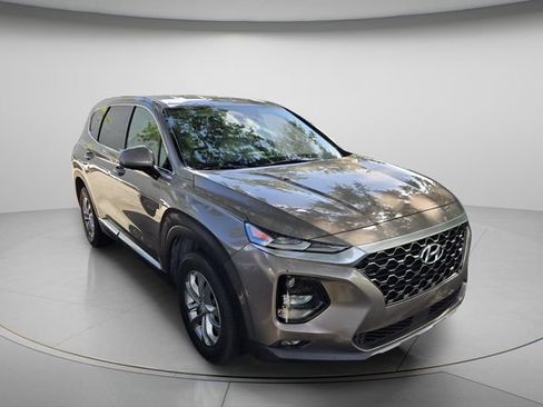 Used 2020 Hyundai Santa Fe SEL FWD image 4