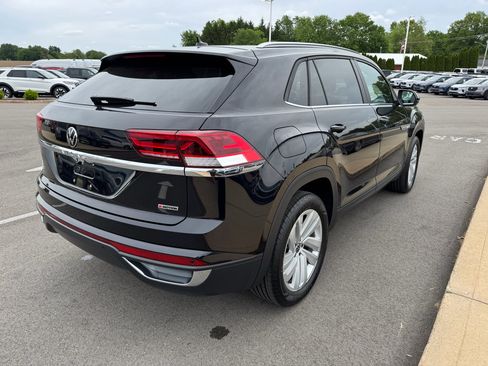Used 2022 Volkswagen Atlas Cross Sport SE AWD/4WD image 8