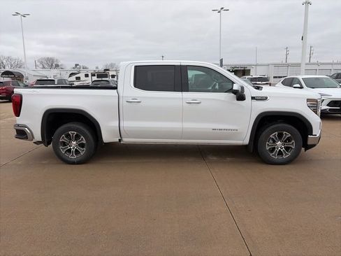 New 2026 GMC Sierra 1500 SLT w/ SLT Convenience Package image 2