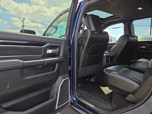 Used 2021 RAM 2500 Laramie AWD/4WD image 13