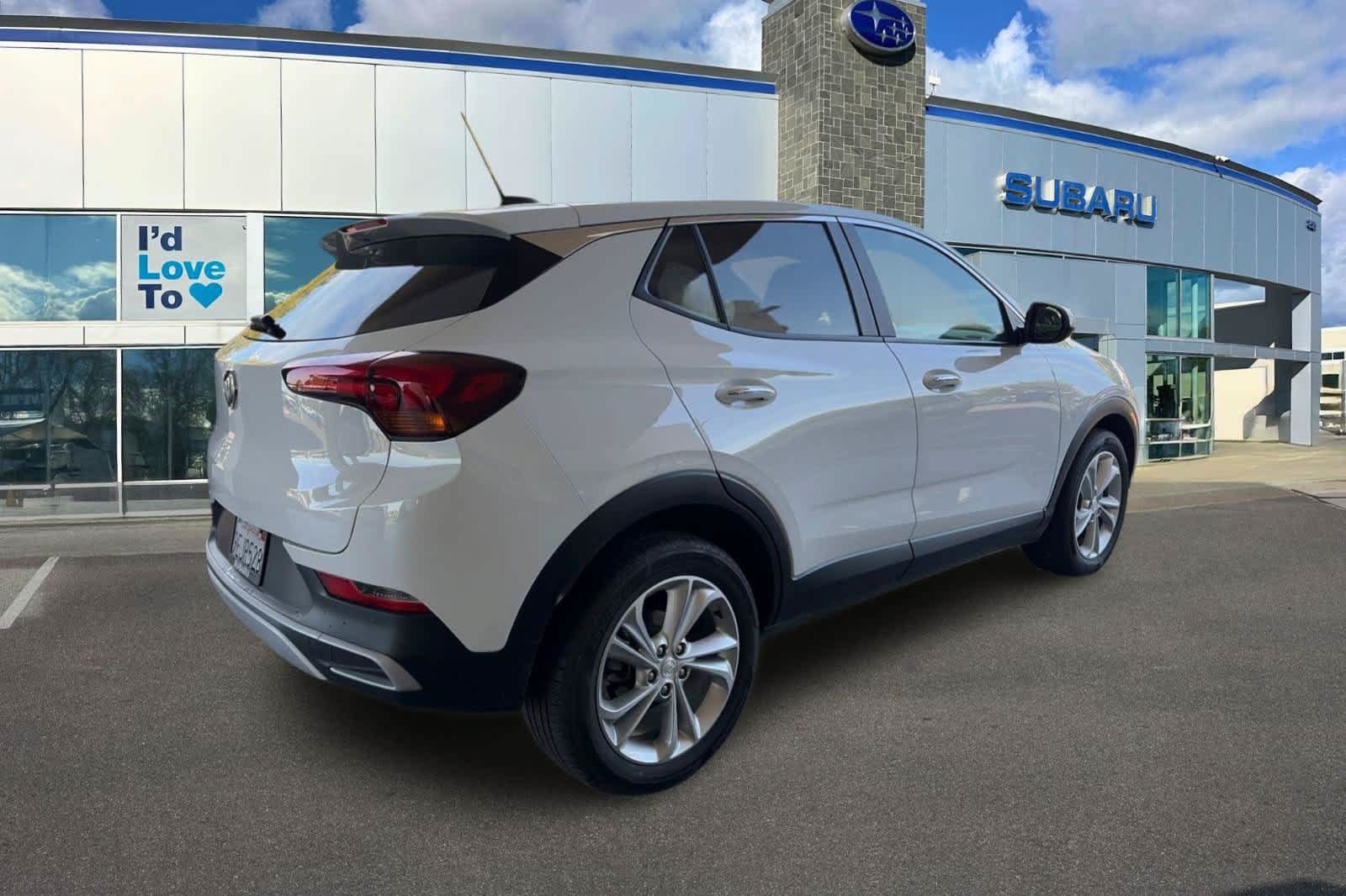 Used 2023 Buick Encore GX Preferred FWD image 2