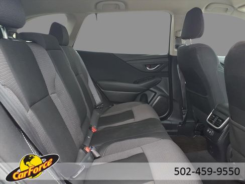 Used 2022 Subaru Outback Premium image 11