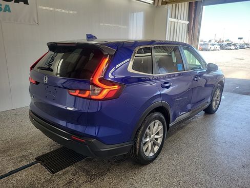Used 2024 Honda CR-V EX image 6