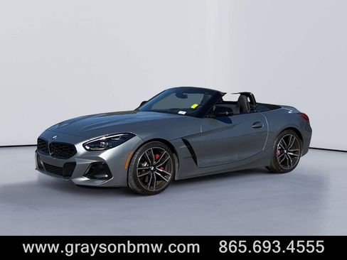 Used 2024 BMW Z4 M40i w/ Premium Package image 7