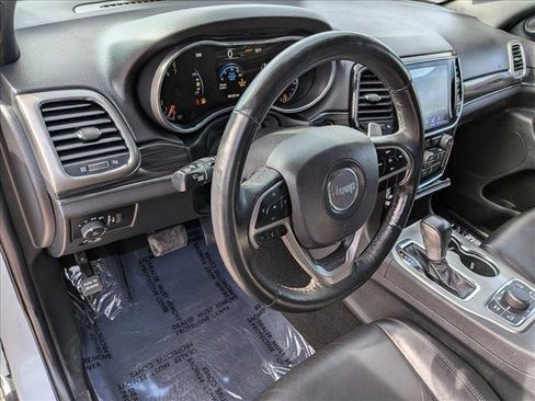 Used 2019 Jeep Grand Cherokee Limited image 10