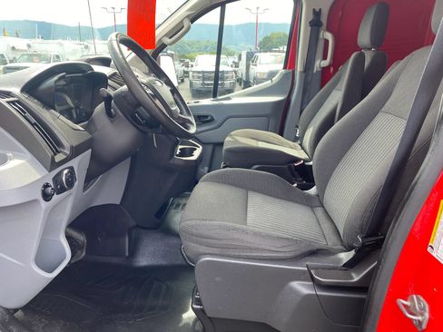 Used 2016 Ford Transit 150 130 Low Roof RWD image 9