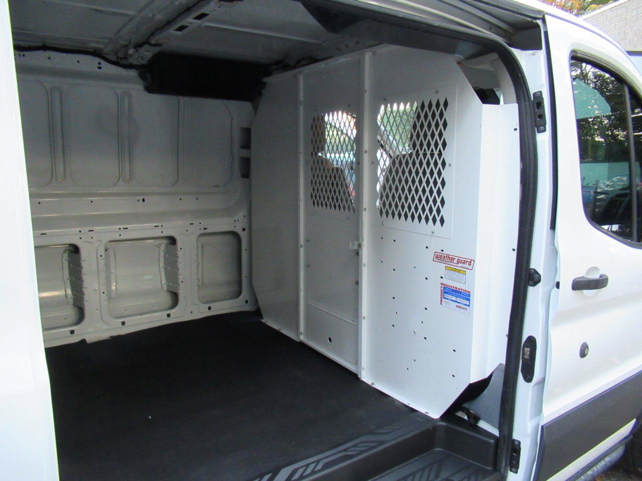 Used 2018 Ford Transit 150 130 Low Roof RWD image 10