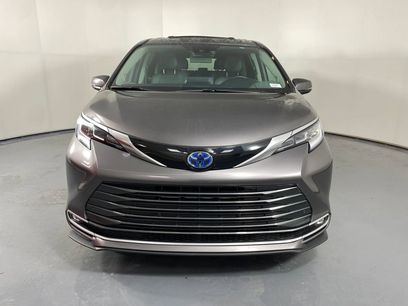Certified 2024 Toyota Sienna Limited