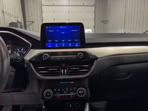 Used 2020 Ford Escape SE AWD/4WD image 14
