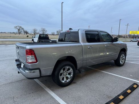 Used 2022 RAM 1500 Big Horn AWD/4WD image 2