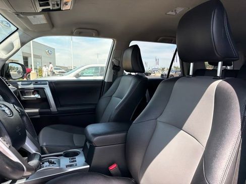 Used 2018 Toyota 4Runner SR5 Premium AWD/4WD image 18
