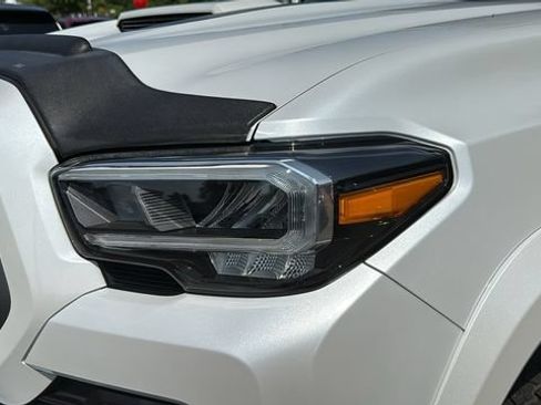 Certified 2023 Toyota Tacoma TRD Sport w/ TRD Premium Sport Package AWD/4WD image 6