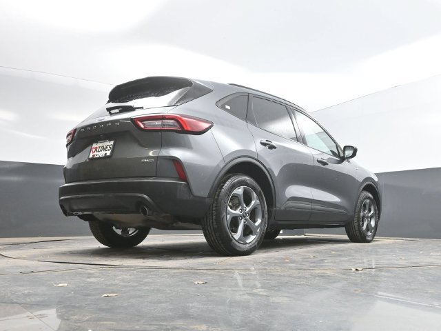 Used 2025 Ford Escape ST-Line AWD/4WD image 40