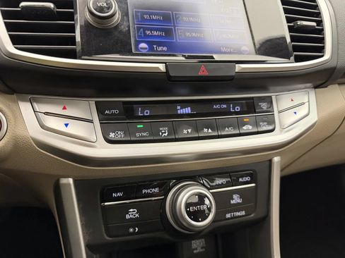 Used 2014 Honda Accord EX-L image 19
