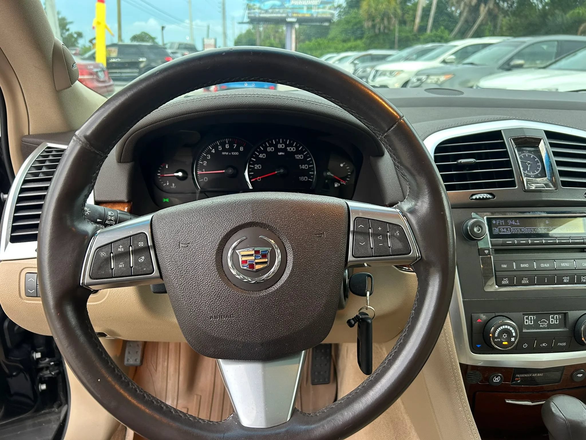 Used 2008 Cadillac SRX AWD w/ Utility Package image 19