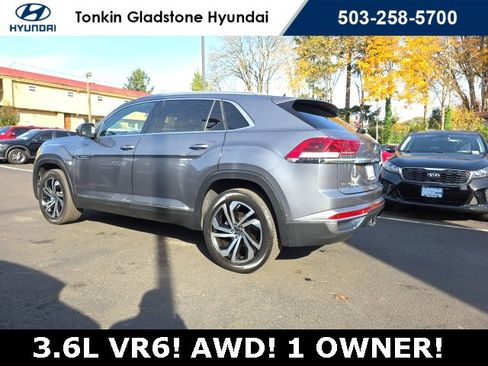 Used 2020 Volkswagen Atlas Cross Sport SEL Premium image 7