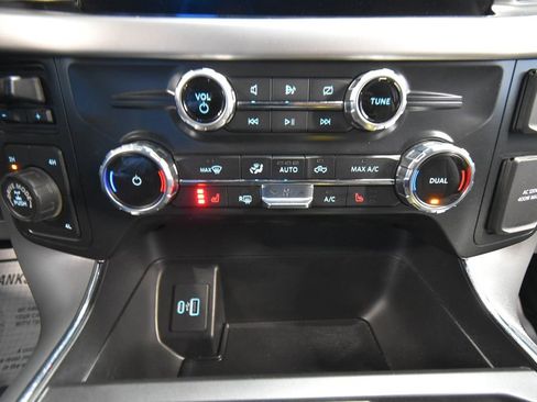 Used 2022 Ford F150 XLT w/ Equipment Group 302A High image 18