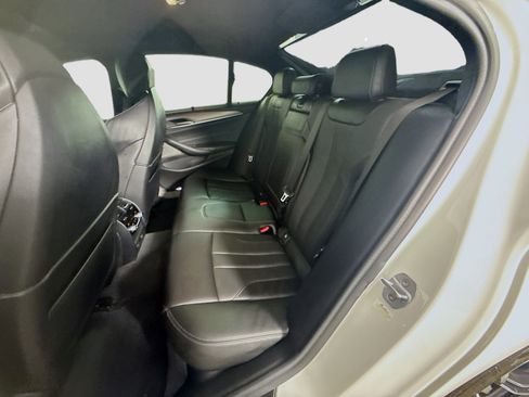 Used 2019 BMW M5 w/ Executive Package image 25
