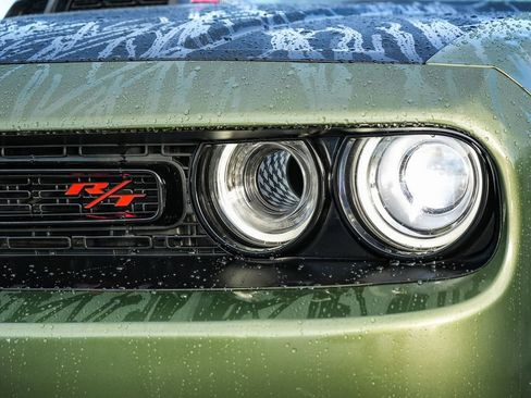 Used 2022 Dodge Challenger R/T Scat Pack w/ Shaker Package image 5