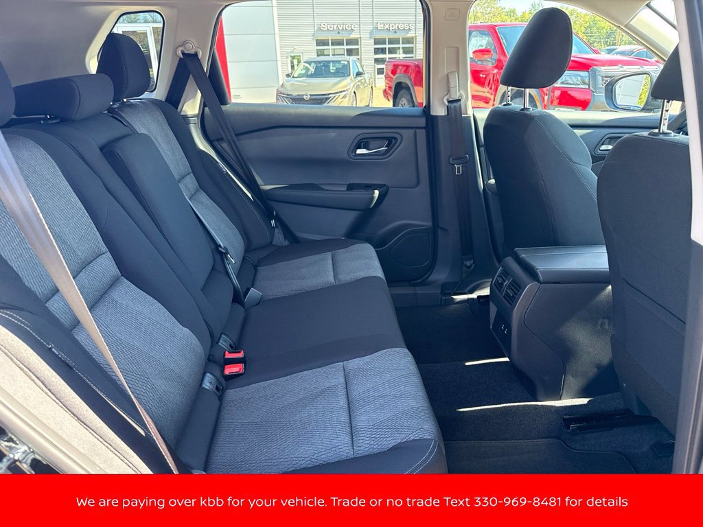 New 2027 Nissan Rogue SV AWD/4WD image 31