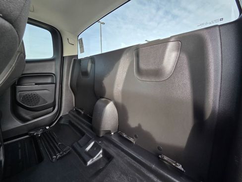 Used 2022 Chevrolet Colorado LT w/ Fleet Safety Package image 23
