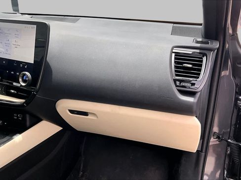 Used 2024 Lexus NX 250 FWD image 19