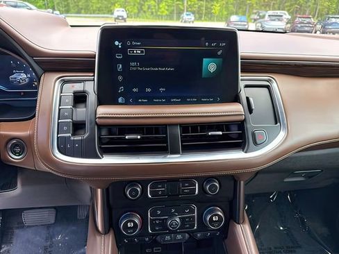 Used 2022 Chevrolet Tahoe High Country AWD/4WD image 29