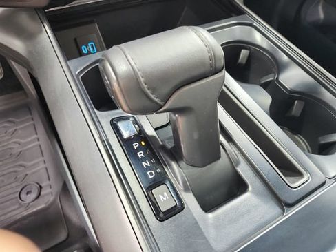 Used 2024 Ford F150 Lariat AWD/4WD image 27